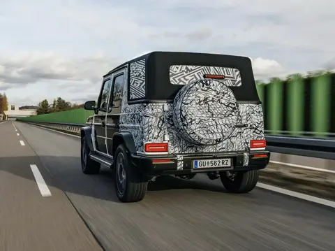 四门敞篷大G要来了，奔驰这次不是炫技，而是在“精准收钱”